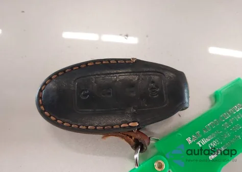 2020 Nissan Pathfinder Sv 4Wd z USA, uszkodzony, nr VIN 5N1DR2BM8LC611783